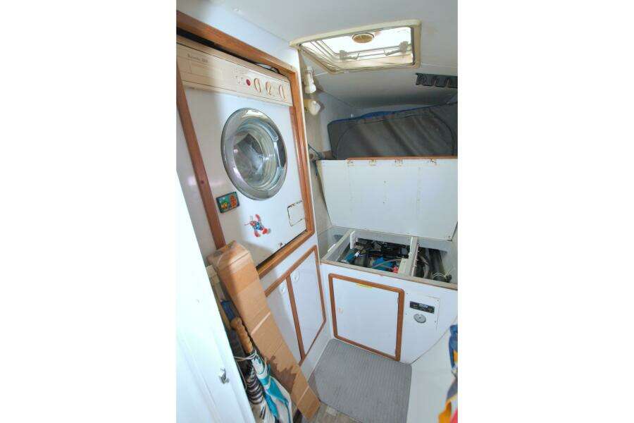 Scout 40ft Manta Yacht For Sale