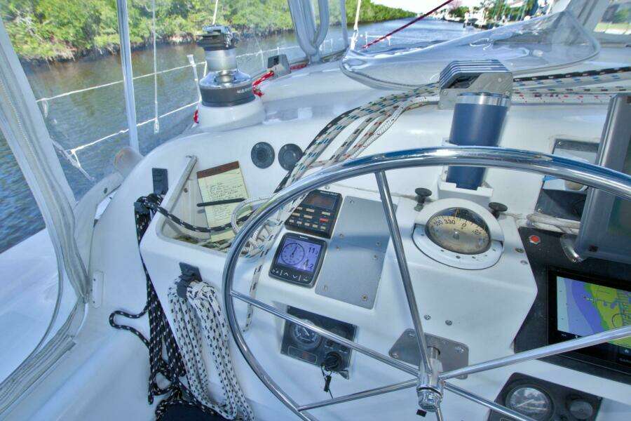 Scout 40ft Manta Yacht For Sale
