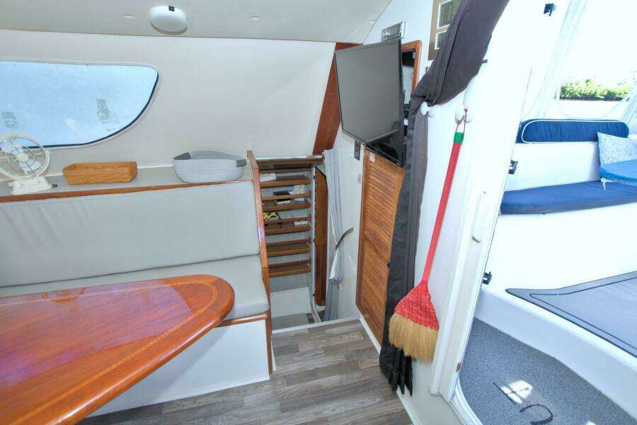 Scout 40ft Manta Yacht For Sale