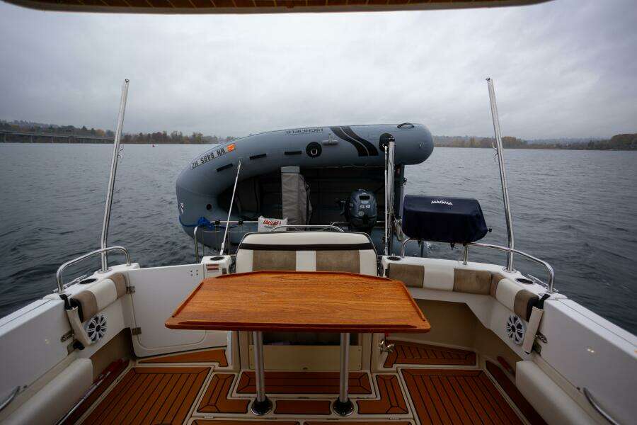 HALCYON 30ft Cutwater Yacht For Sale