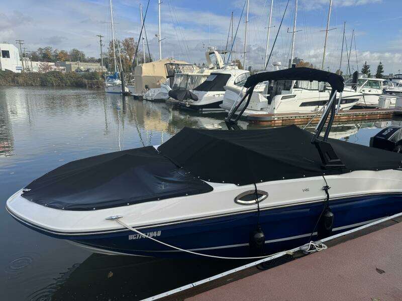 23ft Bayliner Yacht For Sale
