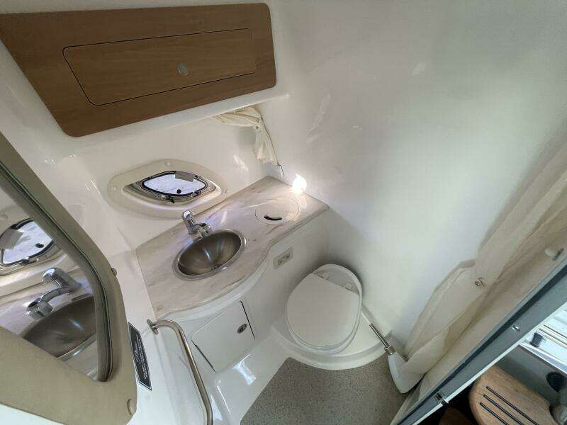 31ft Rinker Yacht For Sale