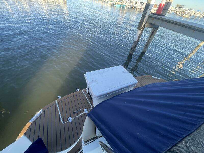 31ft Rinker Yacht For Sale