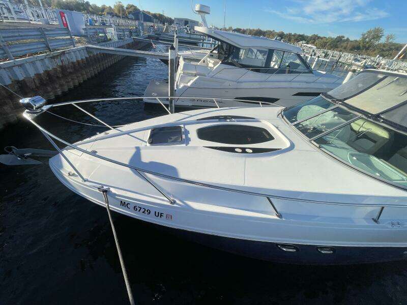 31ft Rinker Yacht For Sale