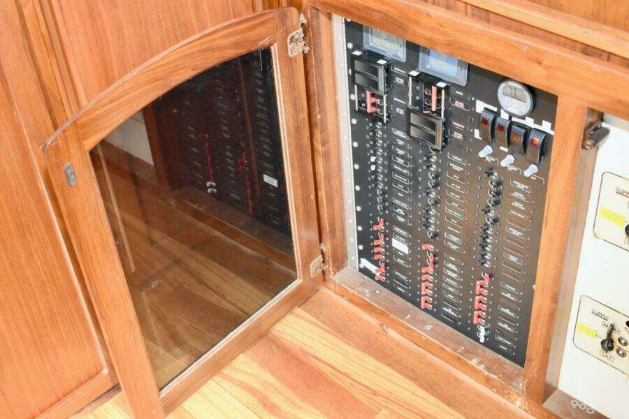 Lady J  55ft Californian Yacht For Sale