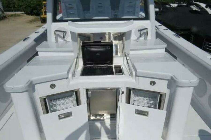 53ft HCB Yacht For Sale