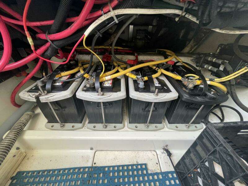 33ft Hydra Sports Yacht For Sale