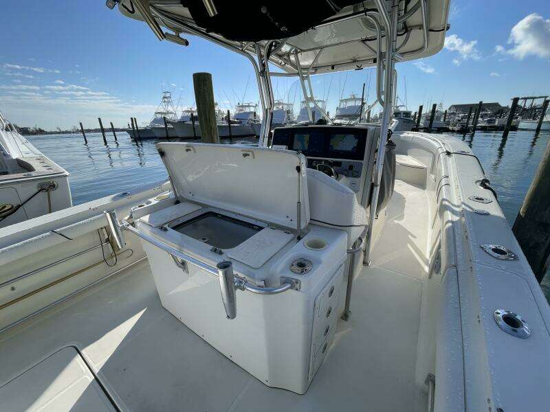 33ft Hydra Sports Yacht For Sale