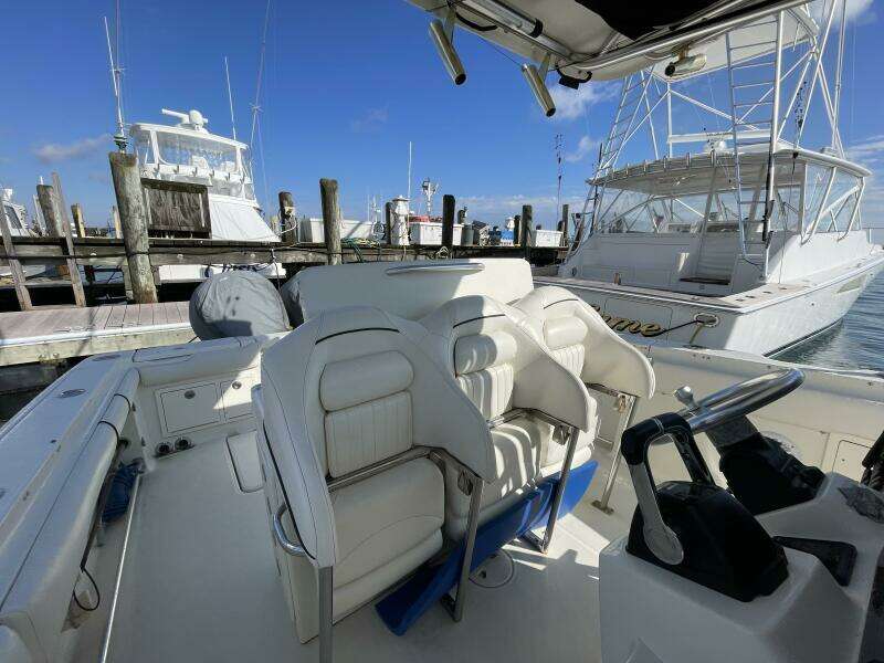 33ft Hydra Sports Yacht For Sale