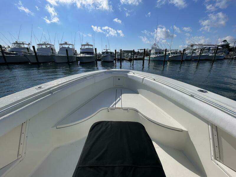 33ft Hydra Sports Yacht For Sale