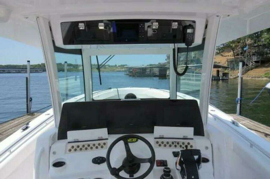 39ft HCB Yacht For Sale