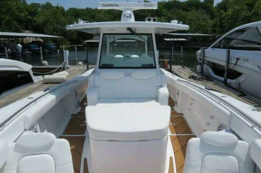 39ft HCB Yacht For Sale