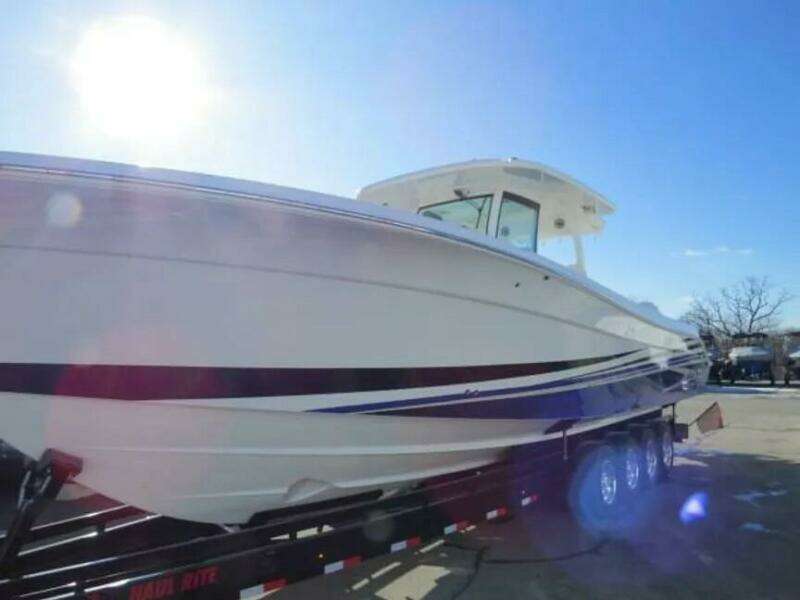 39ft HCB Yacht For Sale