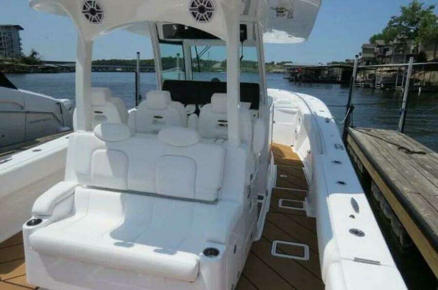 39ft HCB Yacht For Sale