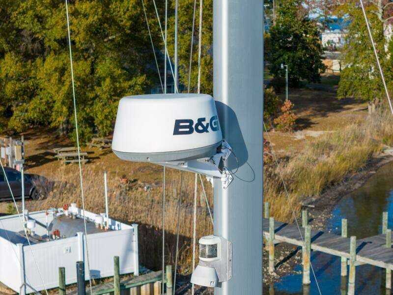 43ft Jeanneau Yacht For Sale