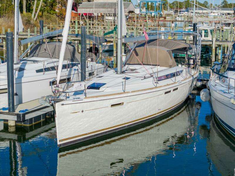 43ft Jeanneau Yacht For Sale