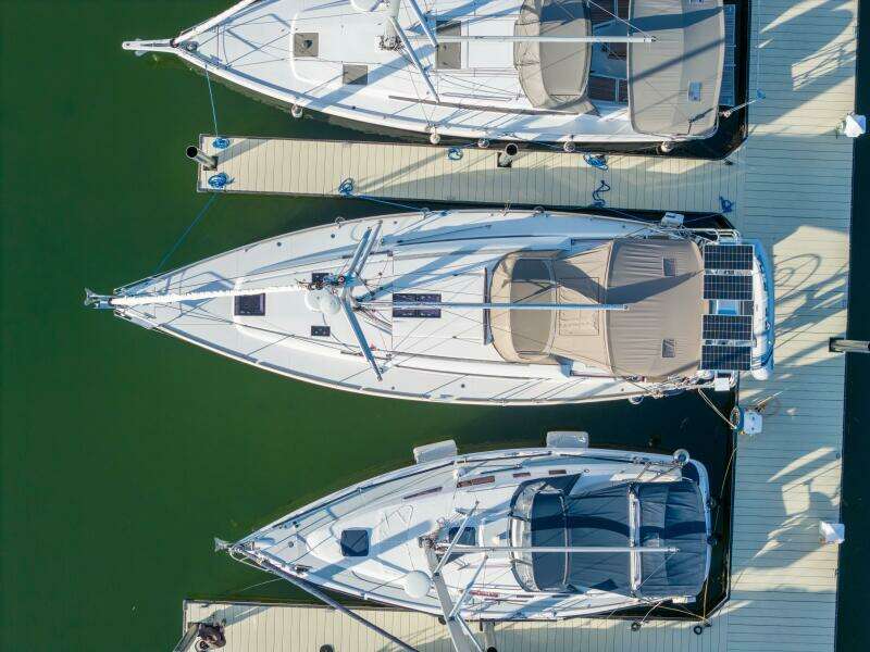 43ft Jeanneau Yacht For Sale