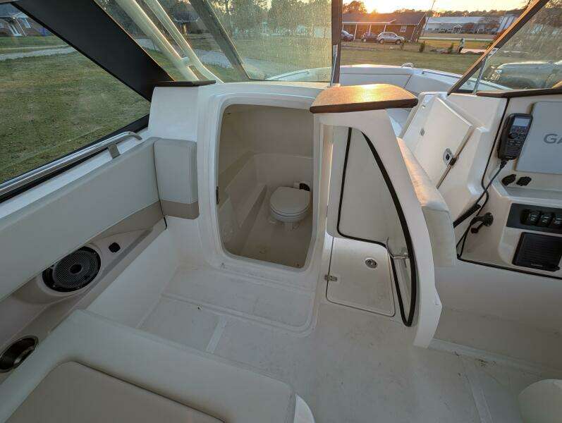 Demo Pay 24ft Boston Whaler Yacht For Sale