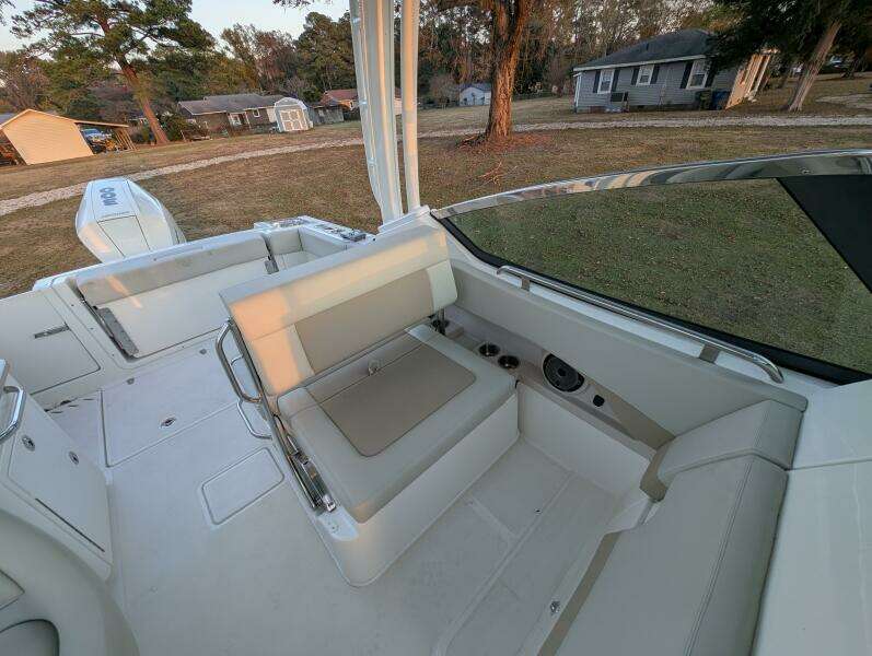 Demo Pay 24ft Boston Whaler Yacht For Sale