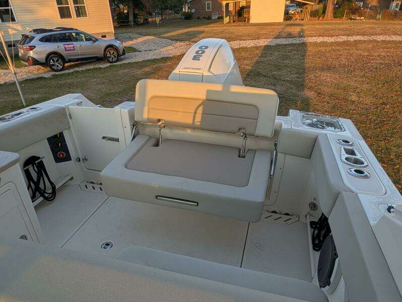 Demo Pay 24ft Boston Whaler Yacht For Sale