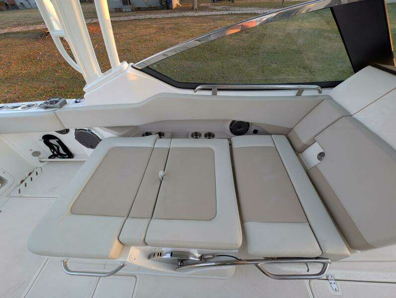 Demo Pay 24ft Boston Whaler Yacht For Sale