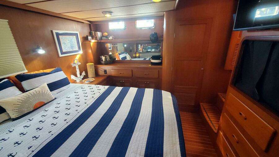 Master Stateroom Port