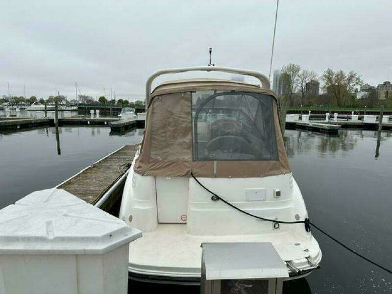 27ft Larson Yacht For Sale