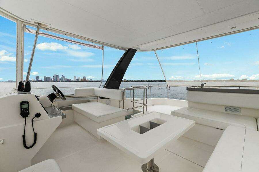 TomCat 43ft Leopard Yacht For Sale