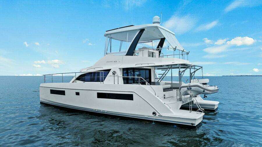 TomCat 43ft Leopard Yacht For Sale