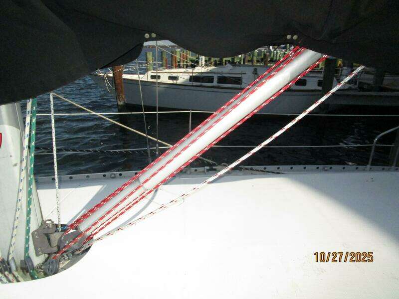 38' Beneteau boom vang1