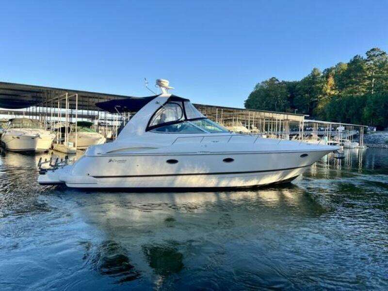 1 Partner Ship 2003 Cruisers 3772 Stb View 5 Medium