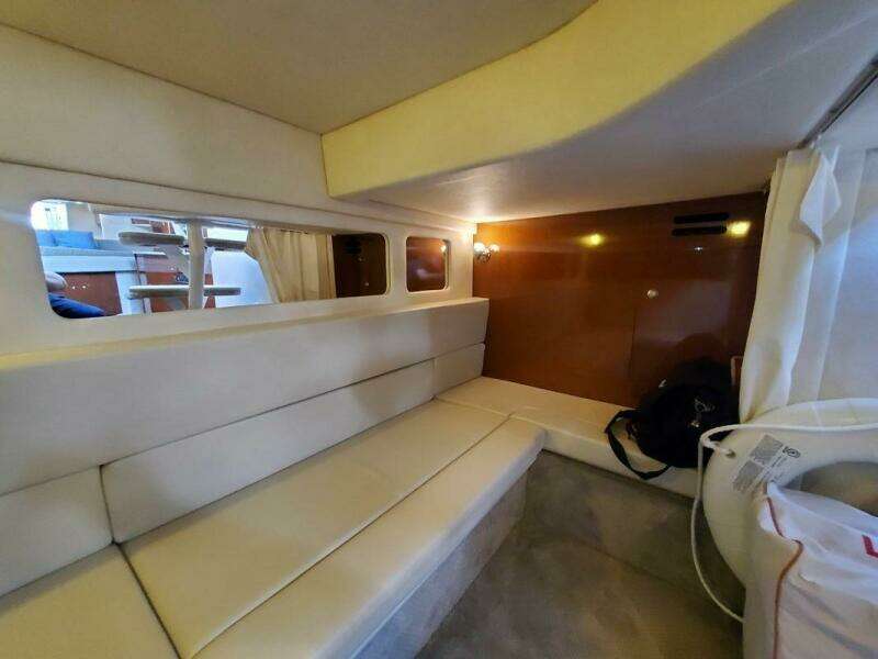 31ft Sea Ray Yacht For Sale