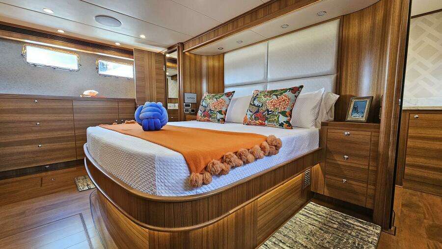 KNOT STABLE 72ft Outer Reef Yachts Yacht For Sale