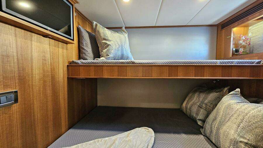 KNOT STABLE 72ft Outer Reef Yachts Yacht For Sale