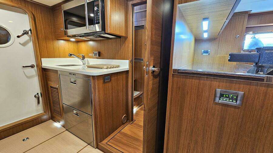 KNOT STABLE 72ft Outer Reef Yachts Yacht For Sale
