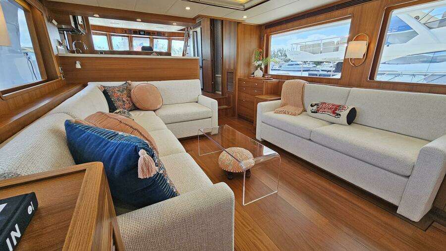 KNOT STABLE 72ft Outer Reef Yachts Yacht For Sale