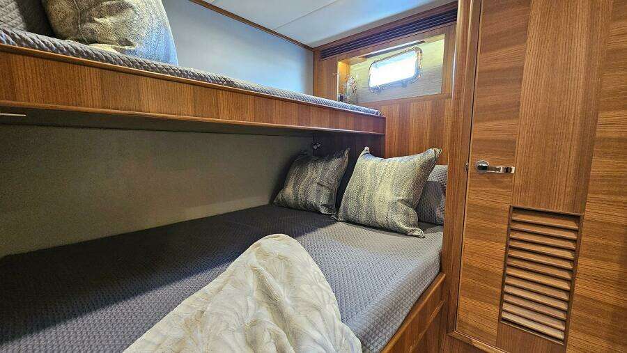 KNOT STABLE 72ft Outer Reef Yachts Yacht For Sale