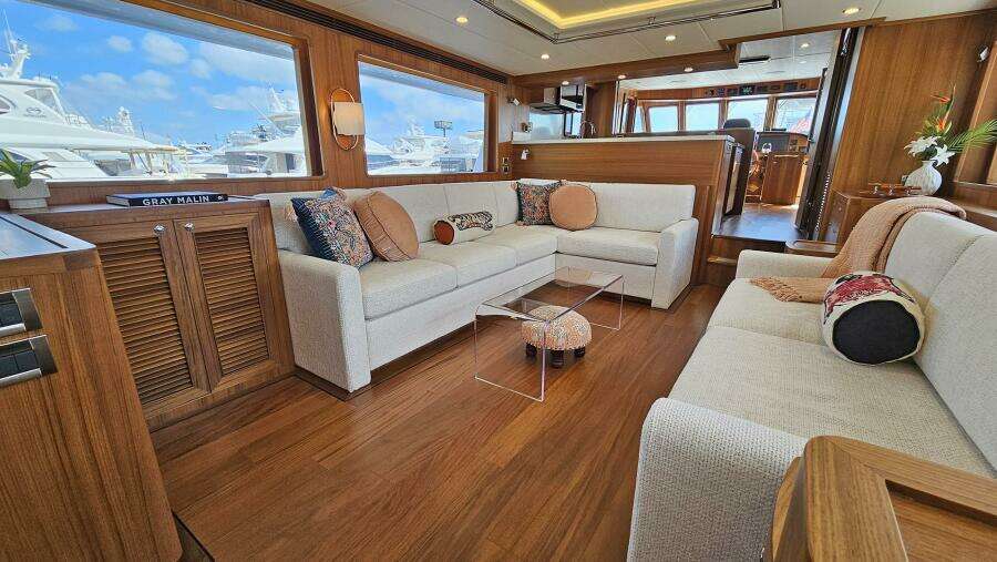 KNOT STABLE 72ft Outer Reef Yachts Yacht For Sale