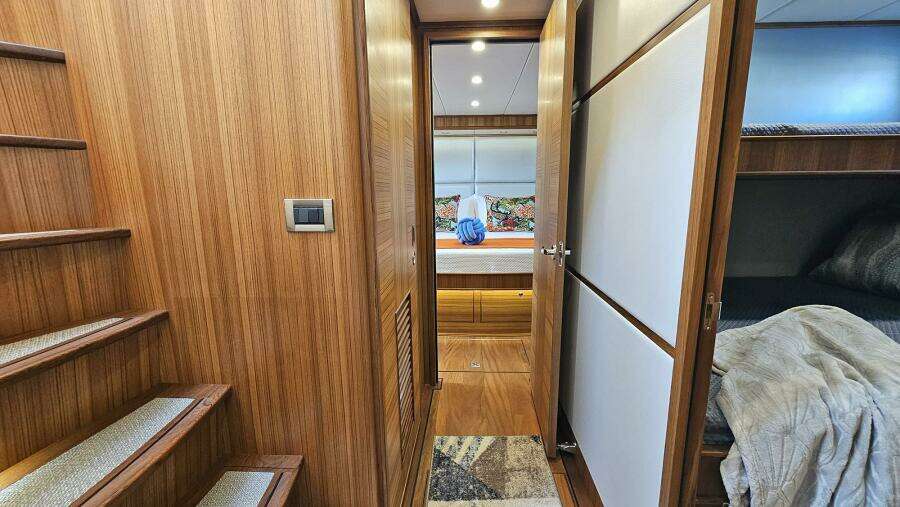 KNOT STABLE 72ft Outer Reef Yachts Yacht For Sale