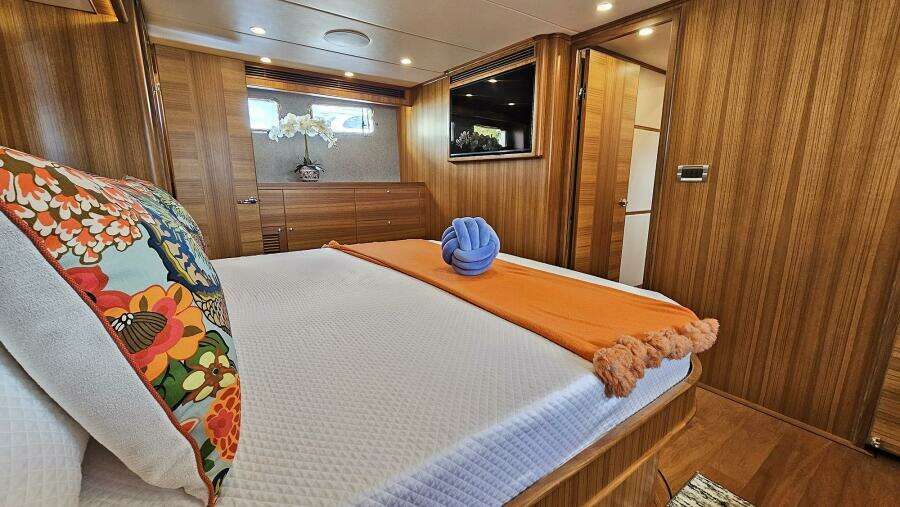 KNOT STABLE 72ft Outer Reef Yachts Yacht For Sale