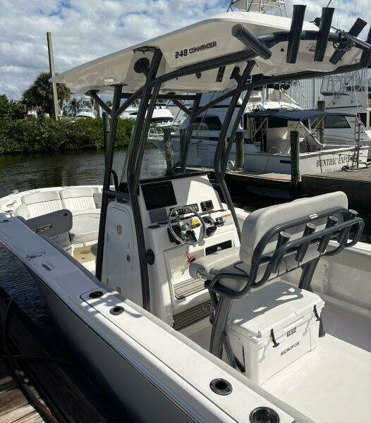 24ft Sea Fox Yacht For Sale