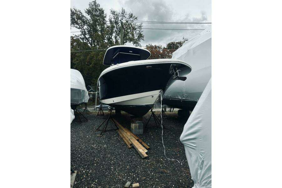 27ft Robalo Yacht For Sale