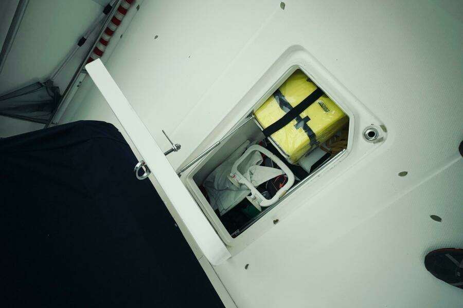 27ft Robalo Yacht For Sale