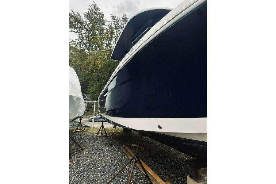 27ft Robalo Yacht For Sale