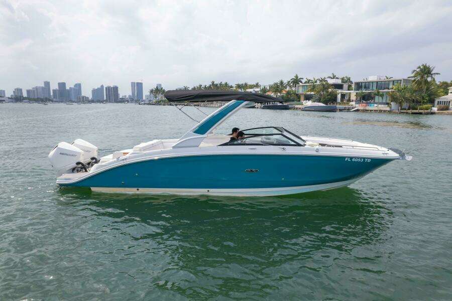 31ft Sea Ray Yacht For Sale