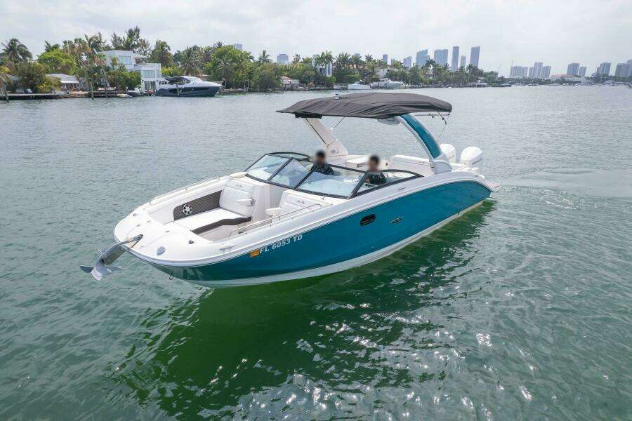 31ft Sea Ray Yacht For Sale