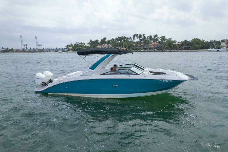 31ft Sea Ray Yacht For Sale
