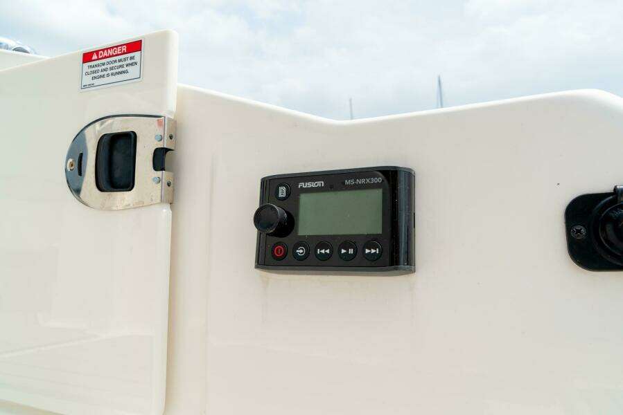 31ft Sea Ray Yacht For Sale