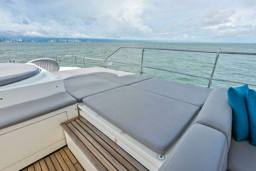 SHA SHA SHA IV 100ft Custom Line Yacht For Sale