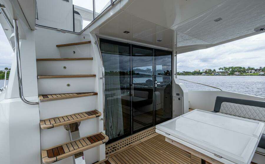 55ft Galeon Yacht For Sale